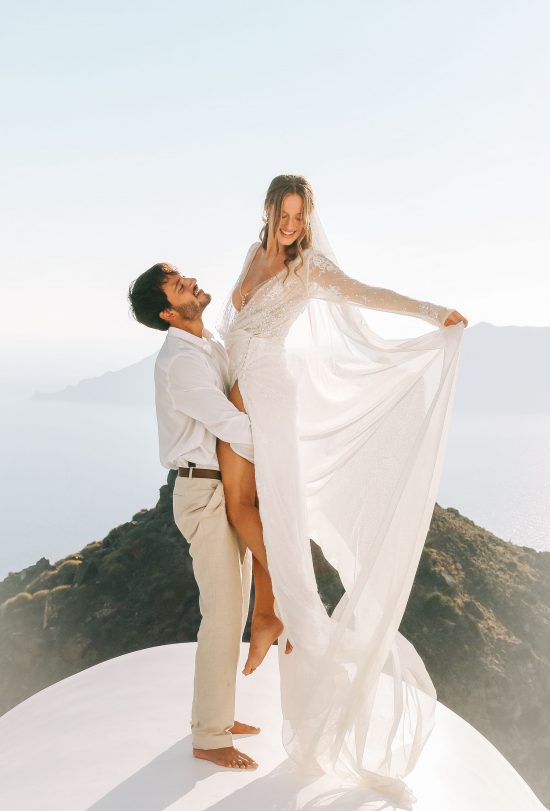 Wedding photographer Santorini